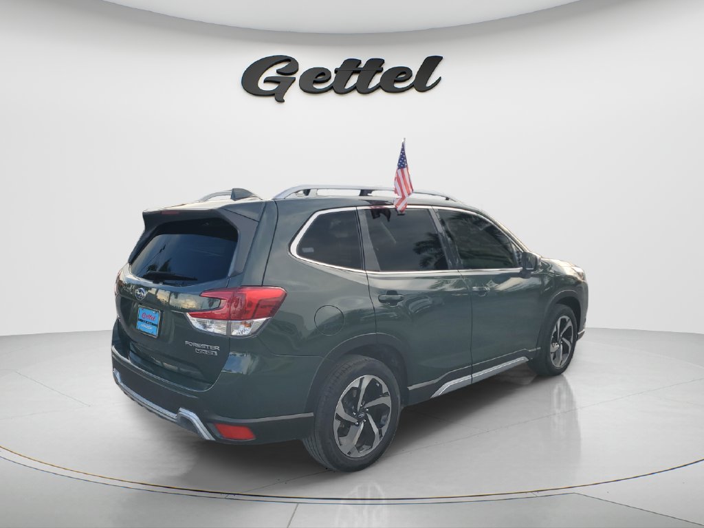 Used 2023 Subaru Forester Touring AWD/4WD image 5