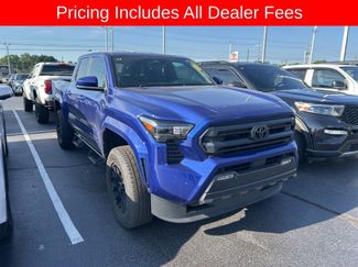 Used 2024 Toyota Tacoma SR5 AWD/4WD video 1