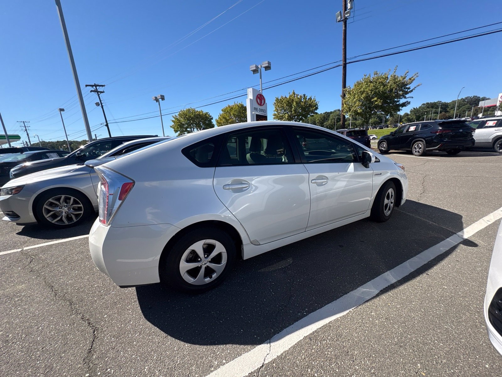 Used 2014 Toyota Prius Two FWD image 12