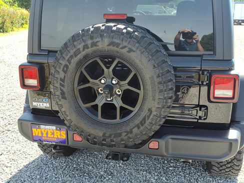 Used 2025 Jeep Wrangler Unlimited Sport S 4xe AWD/4WD image 20