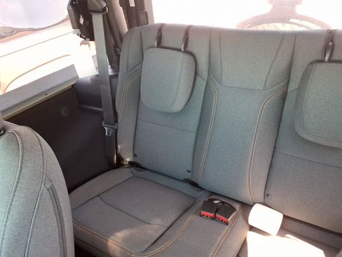 Used 2026 Jeep Wrangler Sport AWD/4WD image 8