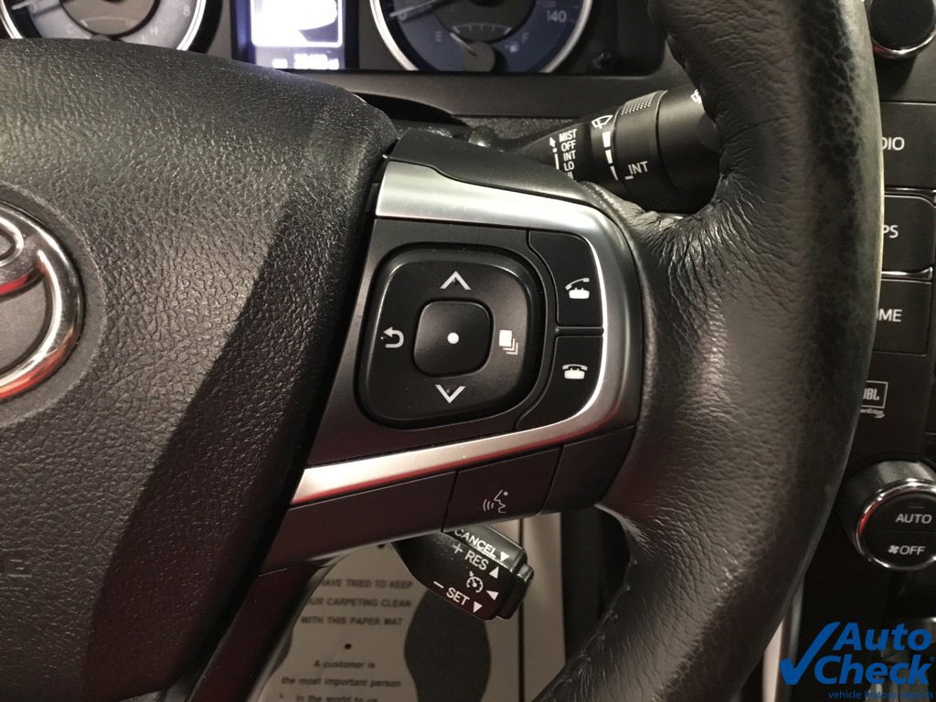 Used 2017 Toyota Camry XLE w/ Moonroof Package FWD image 49