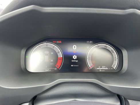 Used 2025 Toyota RAV4 Limited image 26