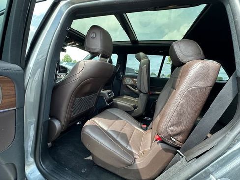 Used 2023 Mercedes-Benz GLS 450 4MATIC image 20