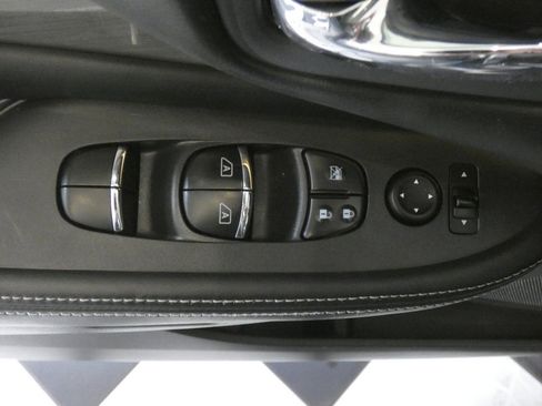 Used 2017 Nissan Murano SL image 23