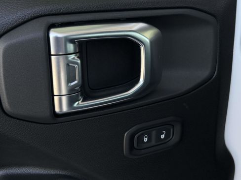 New 2026 Jeep Gladiator Sport image 23