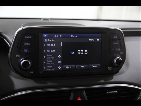 Used 2019 Hyundai Santa Fe SE AWD/4WD image 10