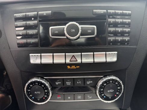 Used 2013 Mercedes-Benz C 300 4MATIC Sedan image 32