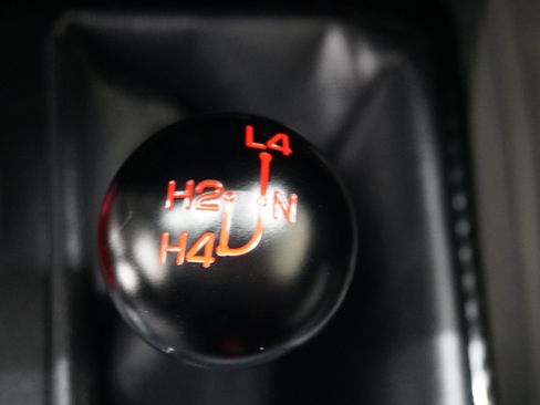 Used 2023 Toyota 4Runner TRD Off-Road Premium w/ Off Road Premium Plus Package AWD/4WD image 22