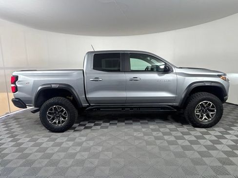 Used 2024 Chevrolet Colorado ZR2 w/ ZR2 Convenience Package III AWD/4WD image 37
