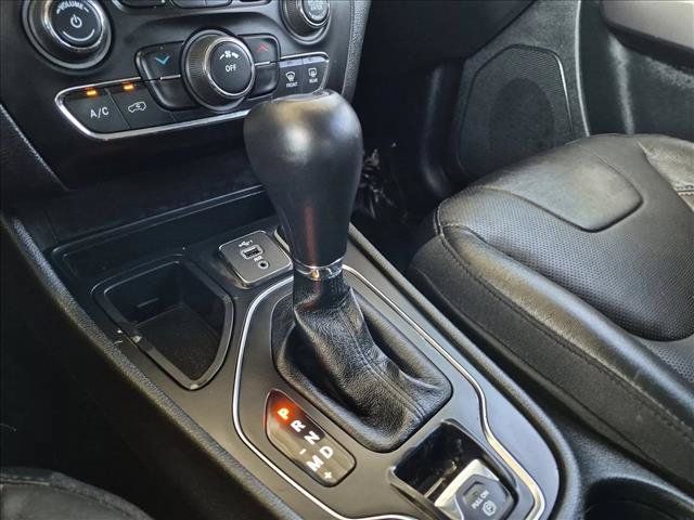Used 2021 Jeep Cherokee Latitude Lux FWD image 12