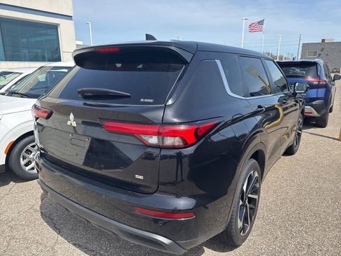 Used 2024 Mitsubishi Outlander SE AWD/4WD image 9