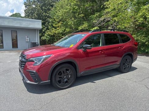 Used 2023 Subaru Ascent Onyx Edition AWD/4WD image 2
