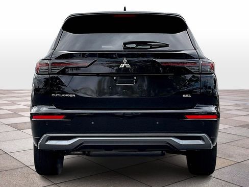 New 2025 Mitsubishi Outlander SEL image 4