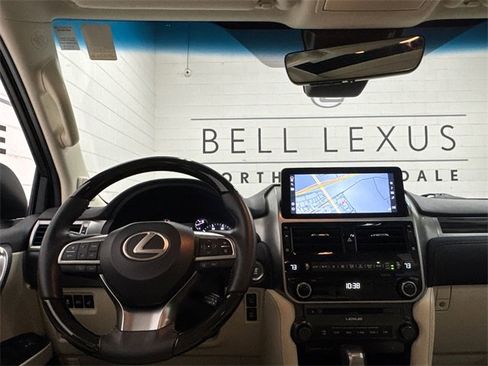 Used 2023 Lexus GX 460 Premium image 11