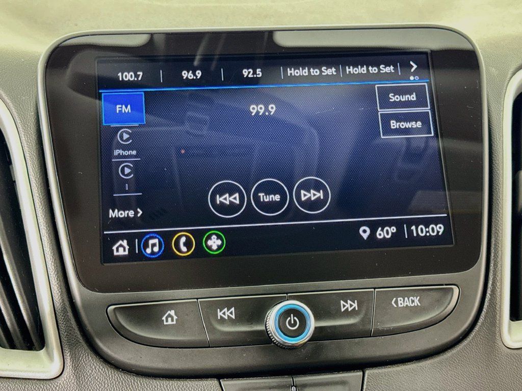 Used 2022 Chevrolet Malibu RS FWD image 29