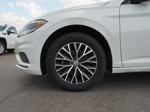 Used 2021 Volkswagen Jetta SE FWD image 28