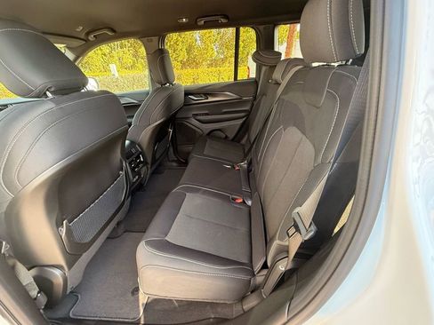 New 2026 Jeep Grand Cherokee Laredo RWD image 22