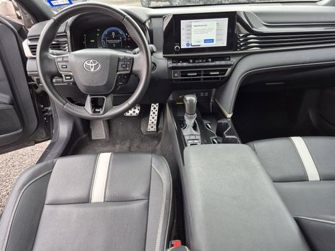 Certified 2025 Toyota Camry SE image 18