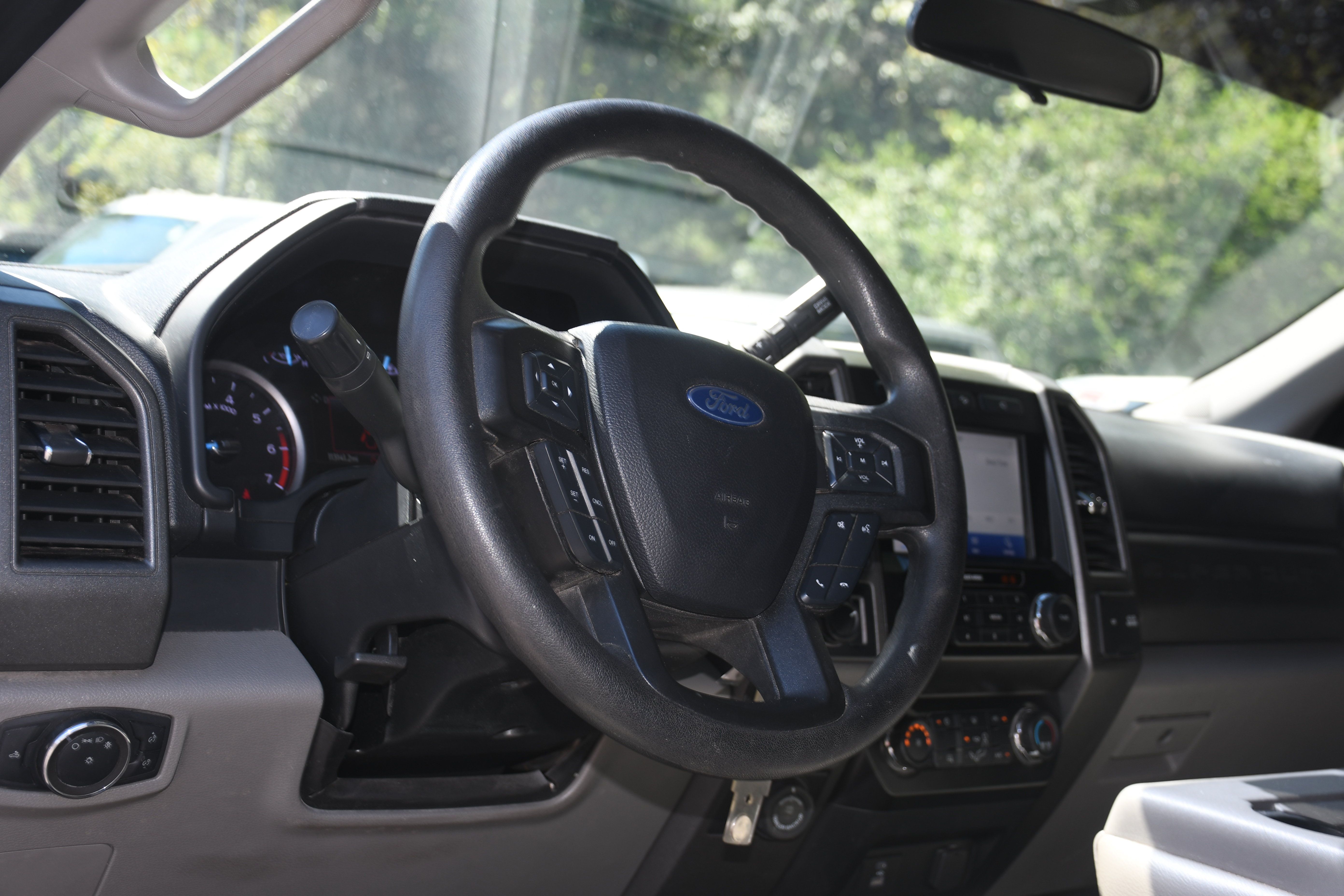 Used 2020 Ford F250 XL w/ STX Appearance Package AWD/4WD image 8