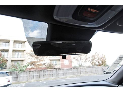 Certified 2025 Hyundai Elantra SEL image 25