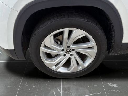 Used 2023 Volkswagen Atlas SE w/ Panoramic Sunroof Package FWD image 24
