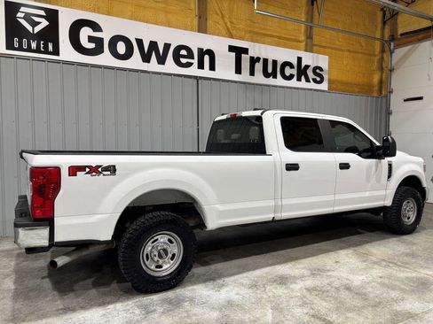 Used 2021 Ford F250 XL w/ Power Equipment Group AWD/4WD image 6