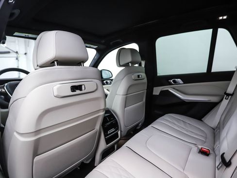 New 2026 BMW X5 xDrive50e w/ Climate Comfort Package image 20