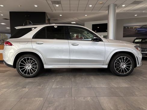 Used 2021 Mercedes-Benz GLE 350 image 2