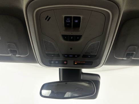 Used 2017 Chevrolet Impala Premier w/ Enhanced Convenience Package image 27