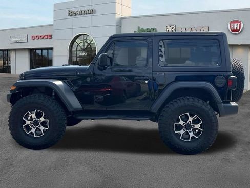 Used 2019 Jeep Wrangler Sport AWD/4WD image 4