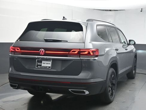 New 2026 Volkswagen Atlas SE FWD image 7