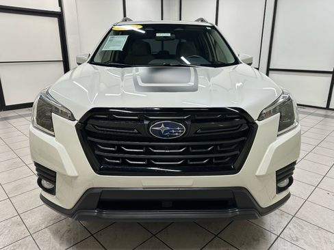 Used 2023 Subaru Forester Premium AWD/4WD image 9