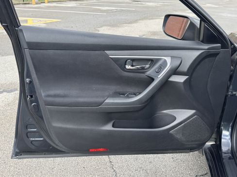 Used 2015 Nissan Altima 2.5 S w/ Power Driver Seat Package image 23