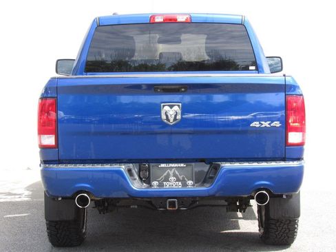 Used 2015 RAM 1500 Express AWD/4WD image 7