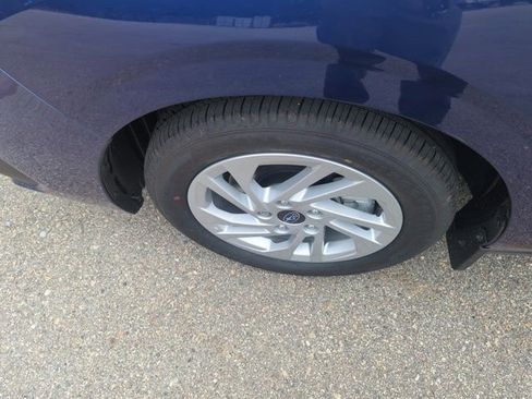 Certified 2025 Subaru Impreza 2.0i image 30