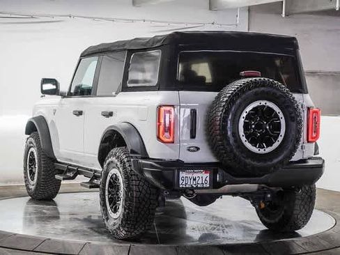 Used 2022 Ford Bronco Badlands w/ Sasquatch Package image 6