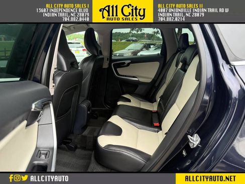 Used 2017 Volvo XC60 T6 Dynamic w/ Preferred Option Package AWD/4WD image 12