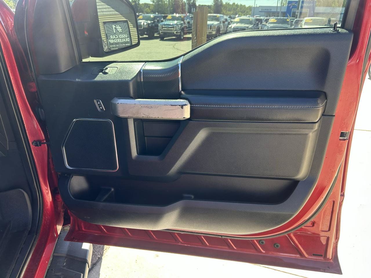 Used 2019 Ford F150 Lariat w/ Equipment Group 502A Luxury AWD/4WD image 16