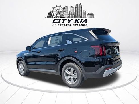 New 2026 Kia Sorento LX FWD image 3