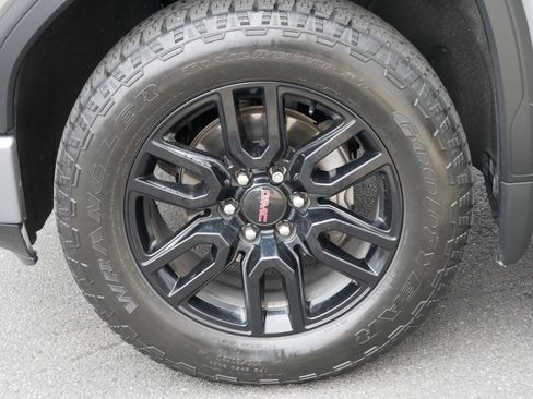 Used 2019 GMC Sierra 1500 Elevation w/ Elevation Value Package image 15