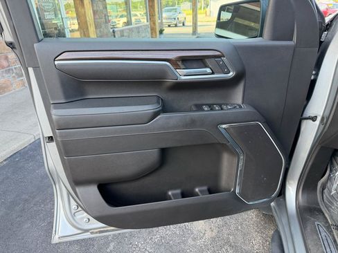 Used 2024 Chevrolet Silverado 1500 RST AWD/4WD image 12