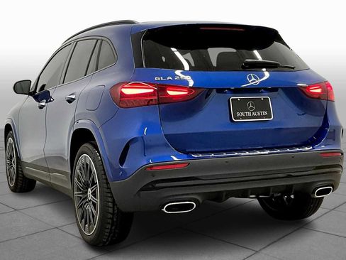 Used 2025 Mercedes-Benz GLA 250 4MATIC image 12