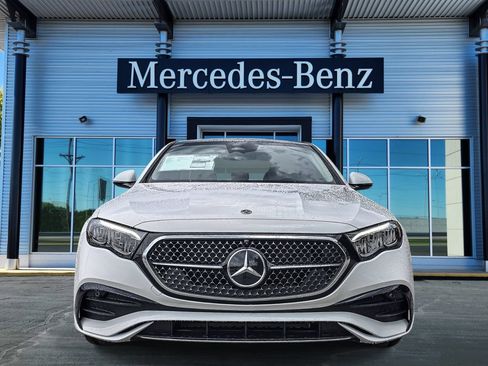 New 2026 Mercedes-Benz E 350 4MATIC Sedan image 2