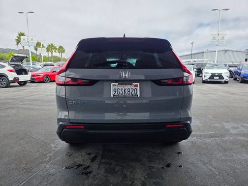 Used 2023 Honda CR-V LX image 10