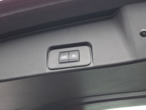 Certified 2023 Nissan Rogue SL w/ SL Premium Package image 29