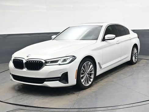 Used 2023 BMW 530i w/ Convenience Package RWD image 10