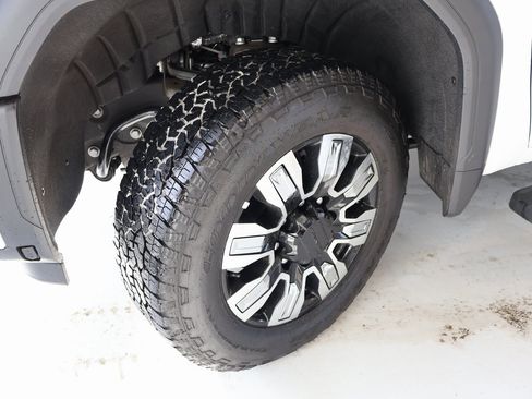 New 2025 GMC Sierra 2500 Denali w/ Denali Reserve Package image 50