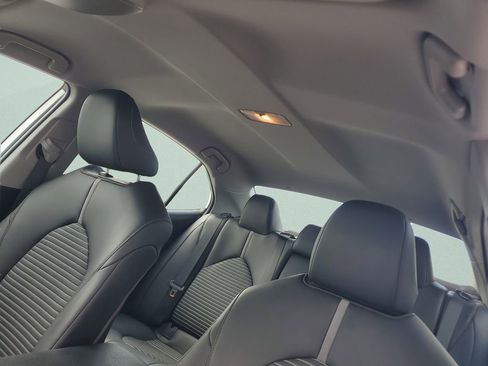 Certified 2023 Toyota Camry SE w/ Convenience Package image 20