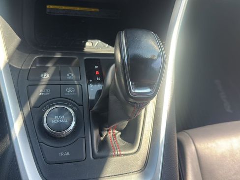 Used 2021 Toyota RAV4 XSE w/ Weather Package AWD/4WD image 18